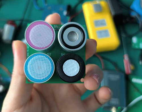 可燃四气传感器？